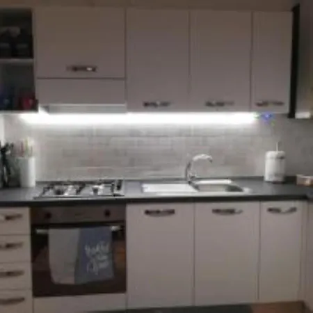 Porta Merlonia House Grazioso Monolocale شقة
